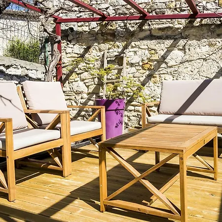 Bed & Breakfast La Treille Rouge *