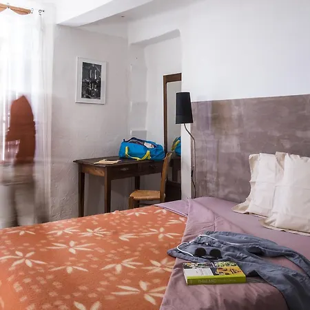 Bed & Breakfast La Treille Rouge