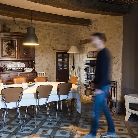 Bed & Breakfast La Treille Rouge *
